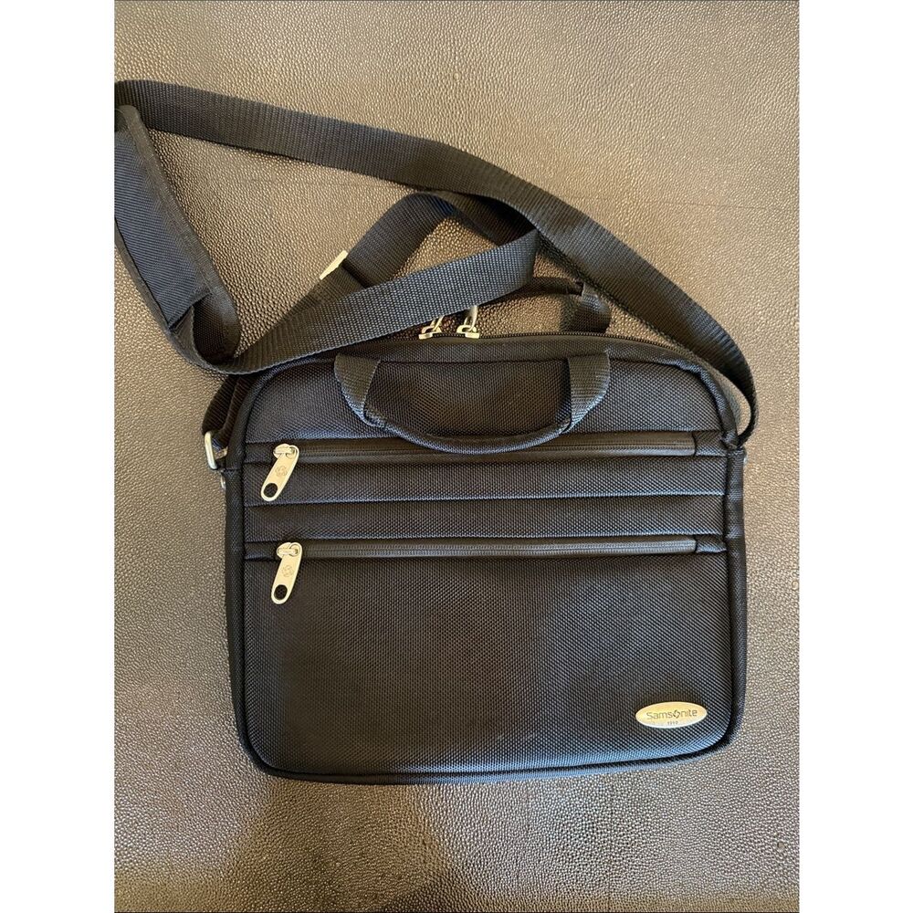 Samsonite Black Men's Messenger Crossbody Bag travel bag medium sized